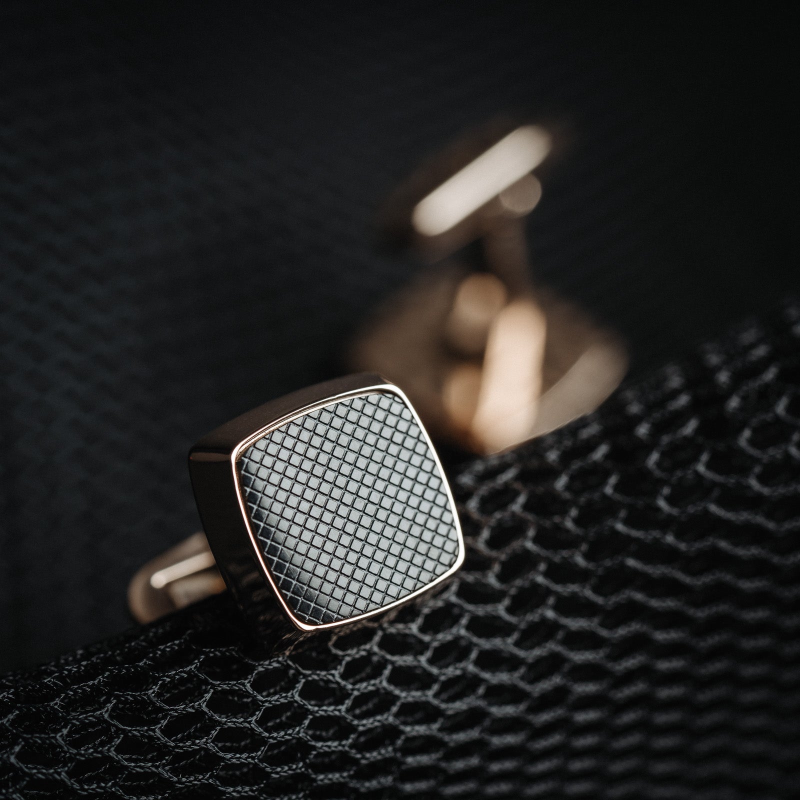 Darveil French Rose Gold Cufflinks for Men - Luxury Business Formal - Packaging
